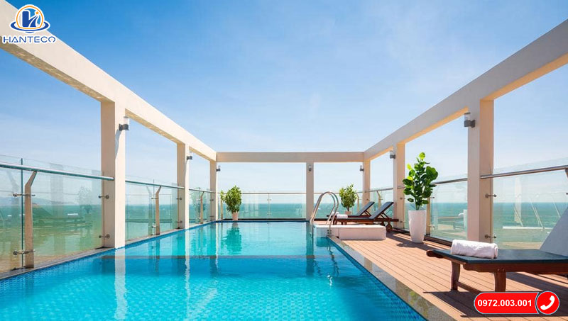 Lắp đặt m&aacute;y lọc th&ocirc;ng minh tại bể bơi tr&ecirc;n s&acirc;n thượng
