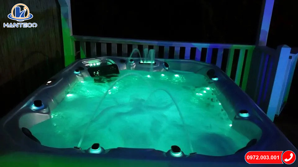 bon-suc-jacuzzi-nhap-khau-sr832a-8