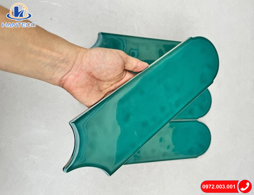 gach-the-mosaic-long-vu-mau-xanh-la-dam-4