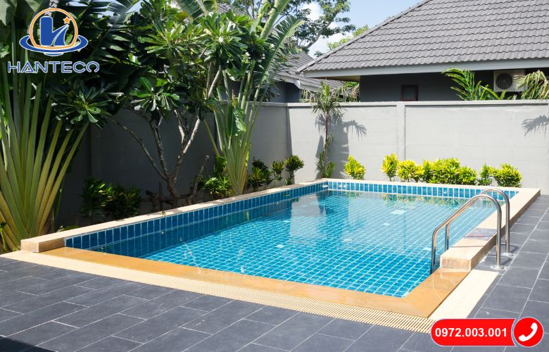 bao-gia-cau-thang-ho-boi-3