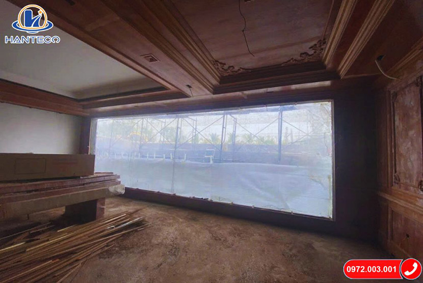 thi-cong-vach-acrylic-be-ca-5 thi-cong-vach-acrylic-be-ca-5