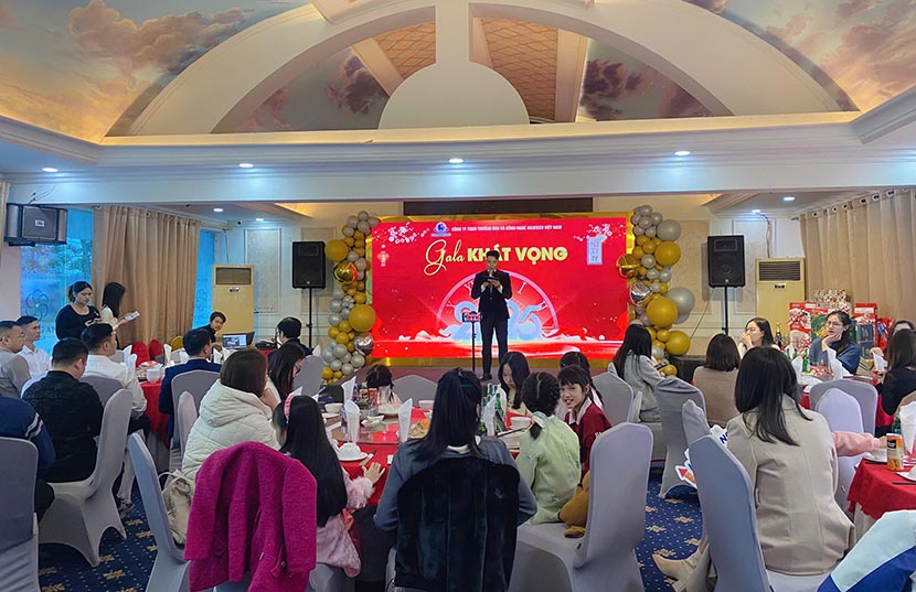 tiec-tat-nien-hanteco-ha-noi-7